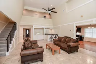 426 Longview Dr, Sugar Land, TX 77478 - Photo 13