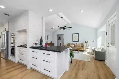 7619 Westwind Lane, Houston, TX 77071 - Photo 15