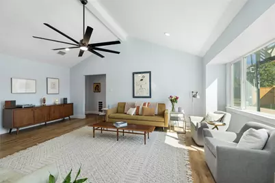 7619 Westwind Lane, Houston, TX 77071 - Photo 17