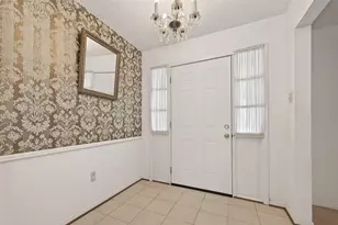 12319 Monticeto Ln, Meadows Place, TX 77477 - Photo 5