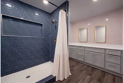 10510 Longleaf Drive, Conroe, TX 77385 - Photo 13