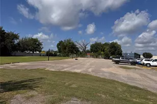 7151 Lawndale St, Houston, TX 77023 - Photo 1