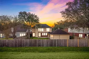 4202 Cantrell Ct, Sugar Land, TX 77479 - Photo 43