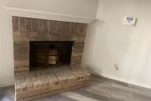 7402 Alabonson Rd, Houston, TX 77088 - Photo 7