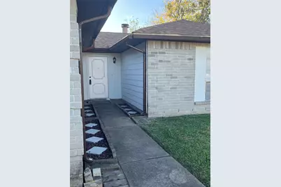 7530 Tierra Verde Drive, Houston, TX 77083 - Photo 13