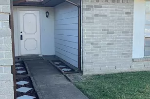 7530 Tierra Verde Dr, Houston, TX 77083 - Photo 13