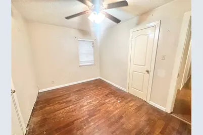 10206 Ashville Drive, Houston, TX 77051 - Photo 33