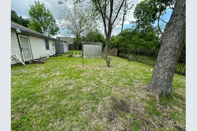 10206 Ashville Drive, Houston, TX 77051 - Photo 7