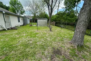 10206 Ashville Dr, Houston, TX 77051 - Photo 7