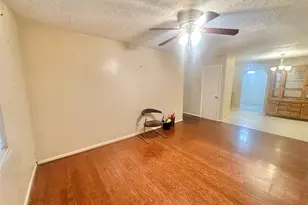 10206 Ashville Dr, Houston, TX 77051 - Photo 9