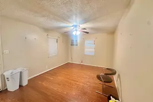 10206 Ashville Dr, Houston, TX 77051 - Photo 11