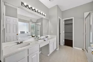 11618 Peachwood Lake Dr, Sugar Land, TX 77498 - Photo 19