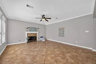 11618 Peachwood Lake Dr, Sugar Land, TX 77498 - Photo 7