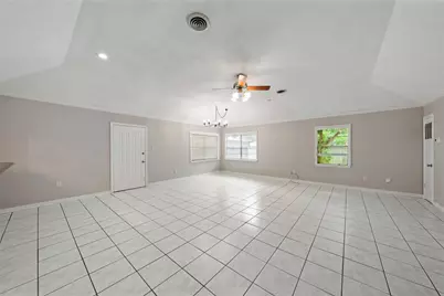 2322 Ansbury Drive, Houston, TX 77018 - Photo 9
