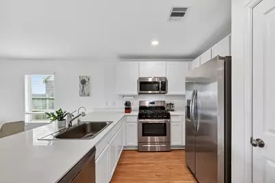 4206 Barrington Cove Lane, Baytown, TX 77521 - Photo 15