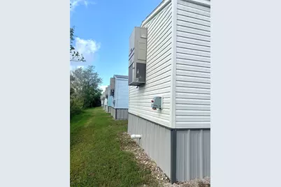 3621 County Road 161 #F, Alvin, TX 77511 - Photo 15