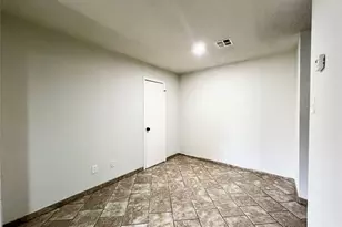 9317 Pagewood Ln, Houston, TX 77063 - Photo 13