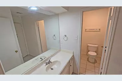 760 Thicket Lane #760, Houston, TX 77079 - Photo 13