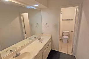 760 Thicket Ln, Houston, TX 77079 - Photo 25