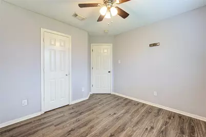 4706 E Ridge Creek Drive, Houston, TX 77053 - Photo 11