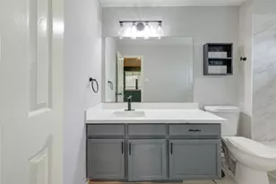 4706 E Ridge Creek Dr, Houston, TX 77053 - Photo 21