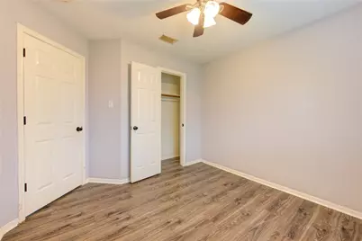 4706 E Ridge Creek Drive, Houston, TX 77053 - Photo 9