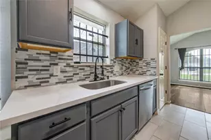 4706 E Ridge Creek Dr, Houston, TX 77053 - Photo 17