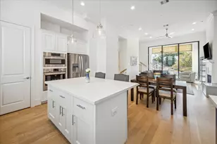 2714 Harvard St, Houston, TX 77008 - Photo 13