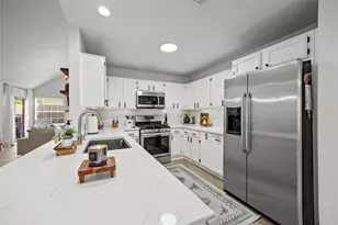 10518 Sand Pass Ln, Houston, TX 77064 - Photo 9