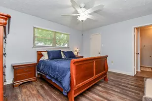 7242 Skylight Ln, Houston, TX 77095 - Photo 11