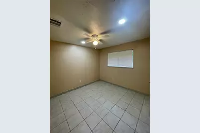 11906 Binghampton Drive, Houston, TX 77089 - Photo 15
