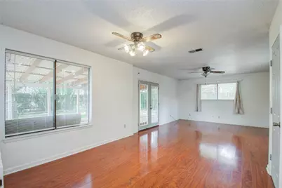 7022 Foxbrook Drive, Humble, TX 77338 - Photo 11