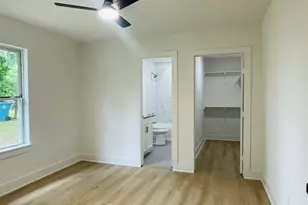 9110 Heatherside St, Houston, TX 77016 - Photo 9