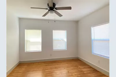 826 Fowlkes Street, Sealy, TX 77474 - Photo 11