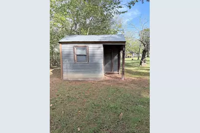 826 Fowlkes Street, Sealy, TX 77474 - Photo 13