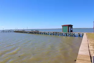 223 Baracuda Dr, Palacios, TX 77465 - Photo 37