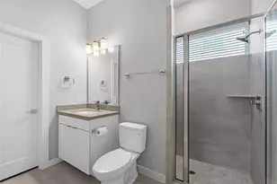 5823 Fairdale Ln, Houston, TX 77057 - Photo 5