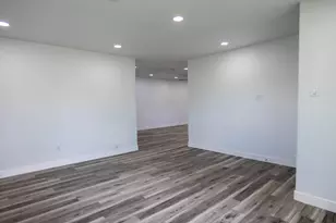 8718 Magna St, Houston, TX 77093 - Photo 3