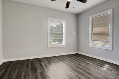 308 Bennett Drive, West Columbia, TX 77486 - Photo 9