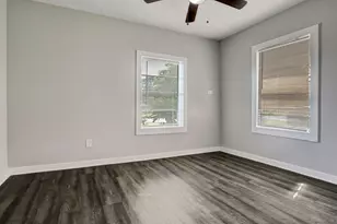 308 Bennett Dr, West Columbia, TX 77486 - Photo 9