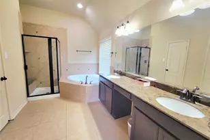 142 Round Lake Dr, Rosenberg, TX 77469 - Photo 9