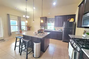 142 Round Lake Dr, Rosenberg, TX 77469 - Photo 5