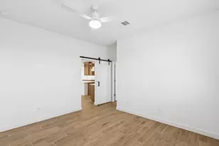 12902 Old Fashion Cir, Mont Belvieu, TX 77535 - Photo 13