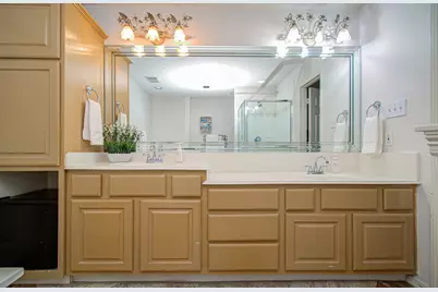 10814 Millridge Pines Court, Houston, TX 77070 - Photo 33