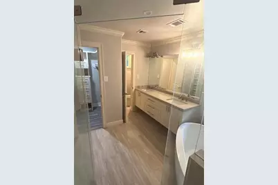 11007 Hillcroft Avenue, Houston, TX 77096 - Photo 25
