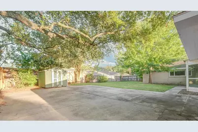 11007 Hillcroft Avenue, Houston, TX 77096 - Photo 11