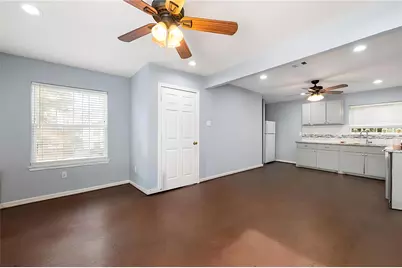 5209 Plum Drive, Houston, TX 77087 - Photo 5