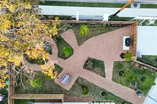 7607 Victory Reserve St, Houston, TX 77088 - Photo 45