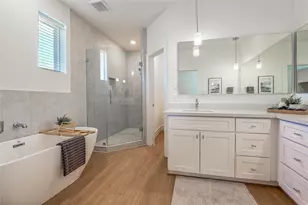 7607 Victory Reserve St, Houston, TX 77088 - Photo 29