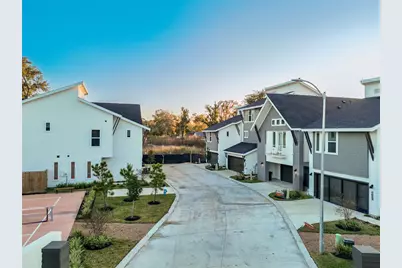 7607 Victory Reserve Street, Houston, TX 77088 - Photo 1